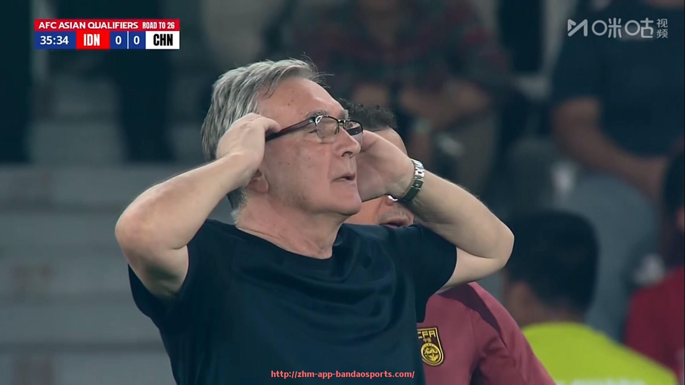 半岛体育app-世俱杯临时换人规则应用说明及裁判执行标准